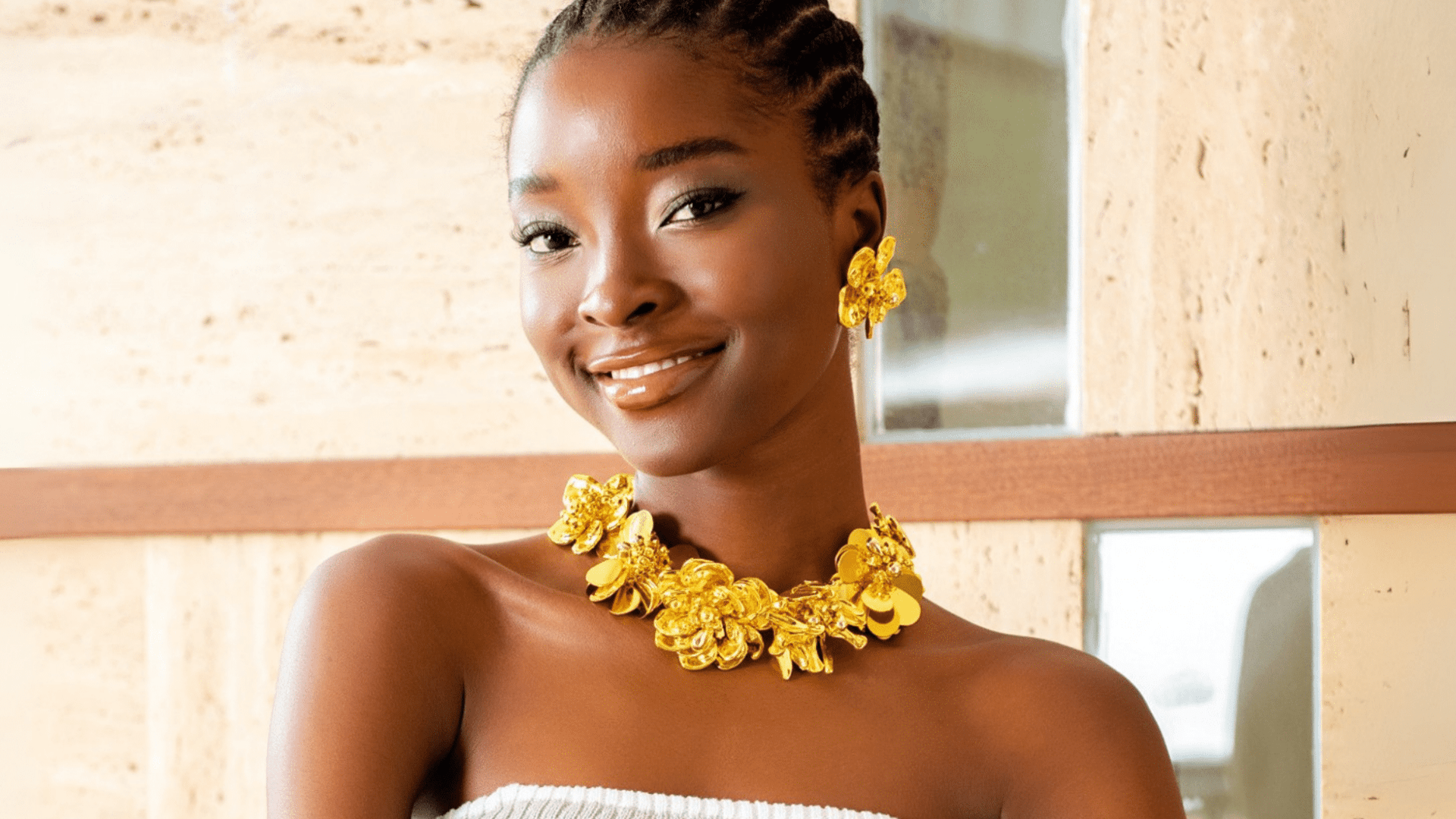 Golden Hall | Gold Collection - Sassy Jones