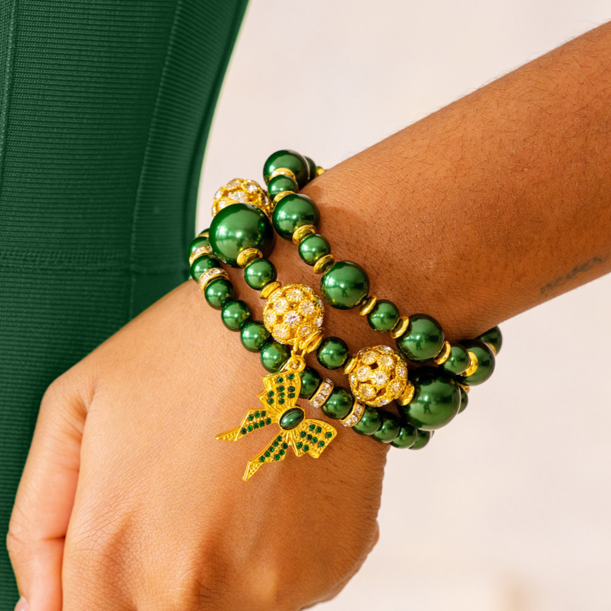 green jewelry, emerald jewelry, green gemstone jewelry, green gold jewelry, green statement jewelry, green fashion jewelry, green pearl jewelry, green crystal jewelry, green beaded jewelry, green holiday jewelry, wedding jewelry, green wedding, green inspo