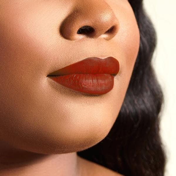 Cinnamon Roll Luxe Creme Lipstick