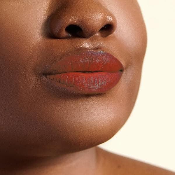 Cinnamon Roll Luxe Creme Lipstick
