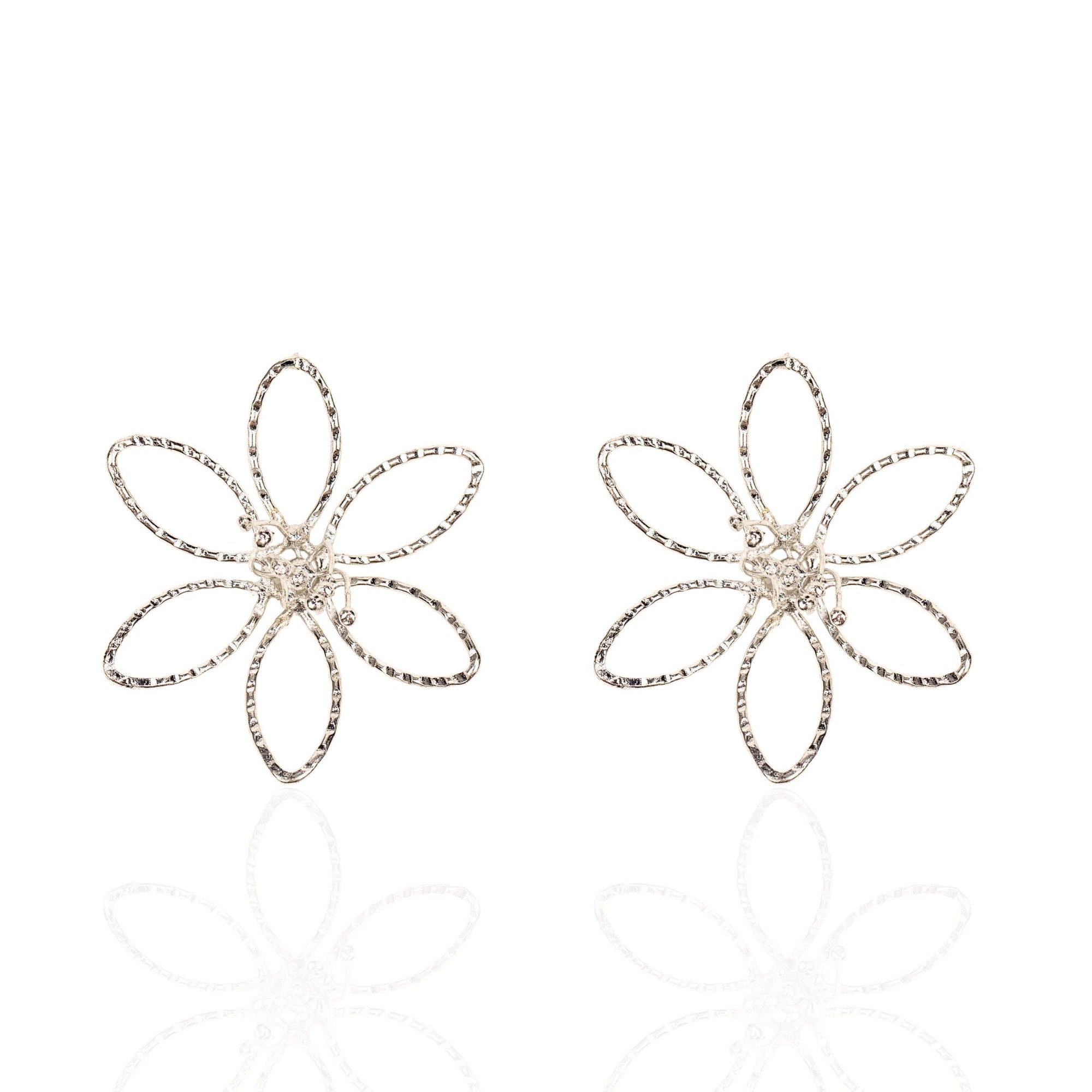 Daisy Dangles - Silver,Earrings, Sassy Jones, flower earrings