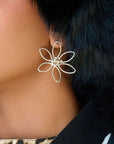 Daisy Dangles - Silver,Earrings, Sassy Jones, flower earrings