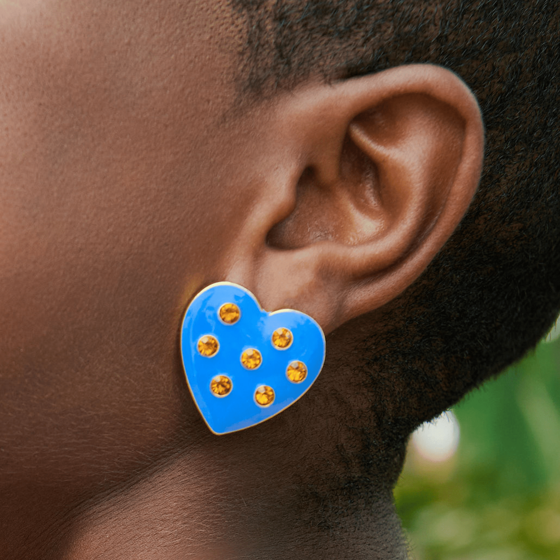 Lovebug 18K Studs Paradise