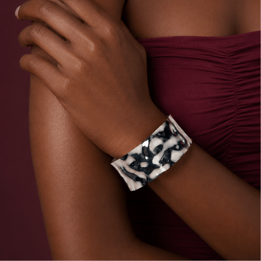 Noemi Liquid Glacier Cuff