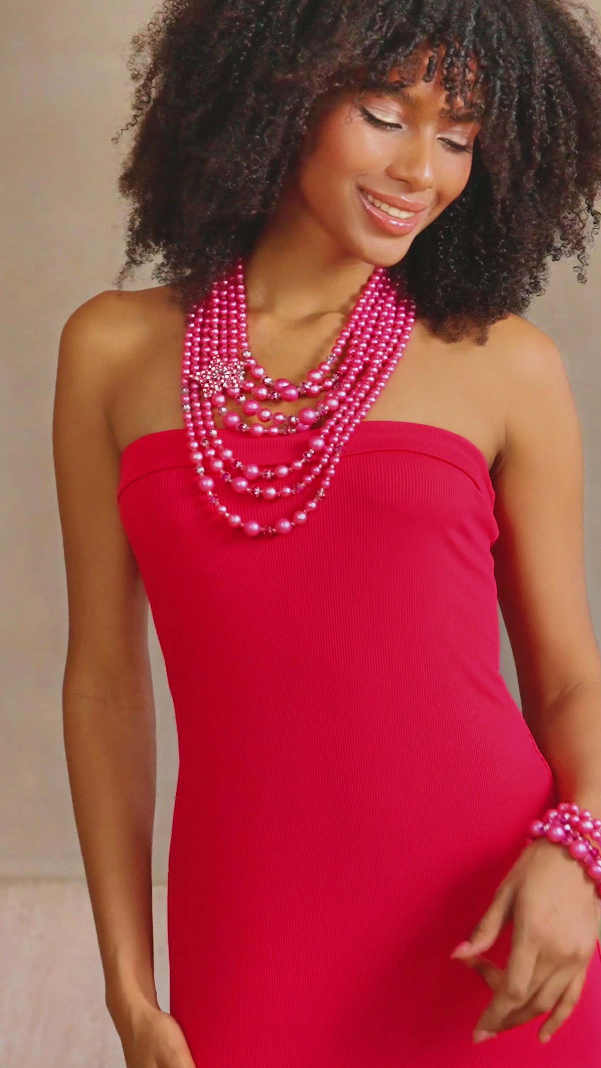 Statement necklace, Pearl necklace, Pink statement necklace, Fashion jewelry, Layered necklace, Bold jewelry, Luxury statement jewelry, Multi strand necklace, Designer necklace, Giftable jewelry