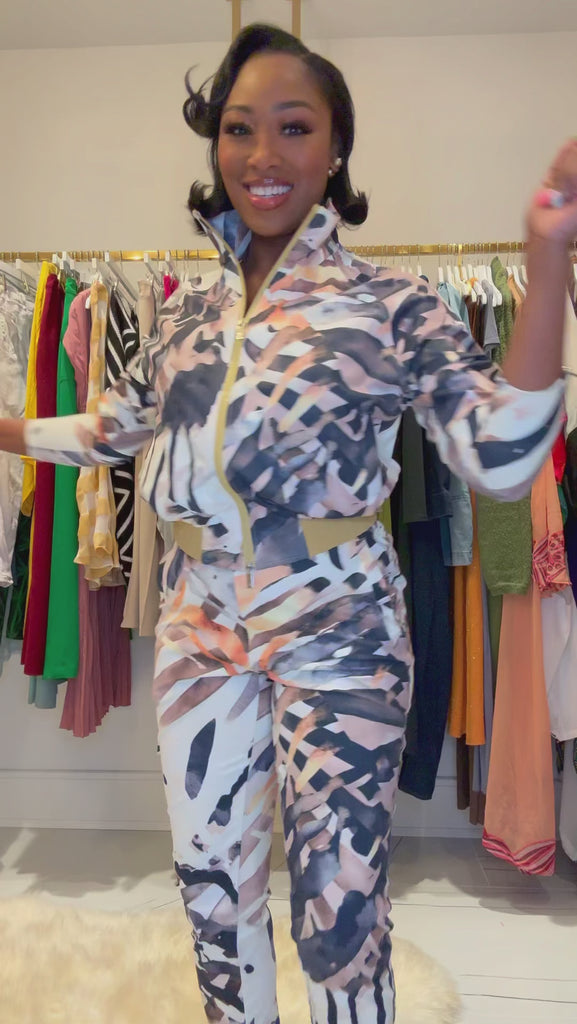 women’s jogger pants, printed joggers women, stretch jogger pants, luxury joggers women, statement pants women, tapered jogger pants, athleisure pants women, designer jogger pants, boutique joggers, fashion joggers women