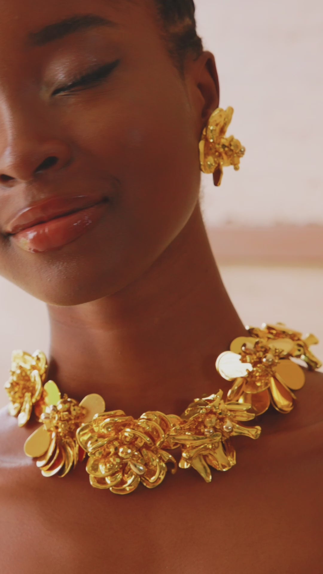 gold jewelry, 18k gold jewelry, real gold jewelry, gold jewelry for women, gold statement jewelry, designer gold jewelry, gold fashion jewelry, luxury gold jewelry, handmade gold jewelry, gold plated jewelry