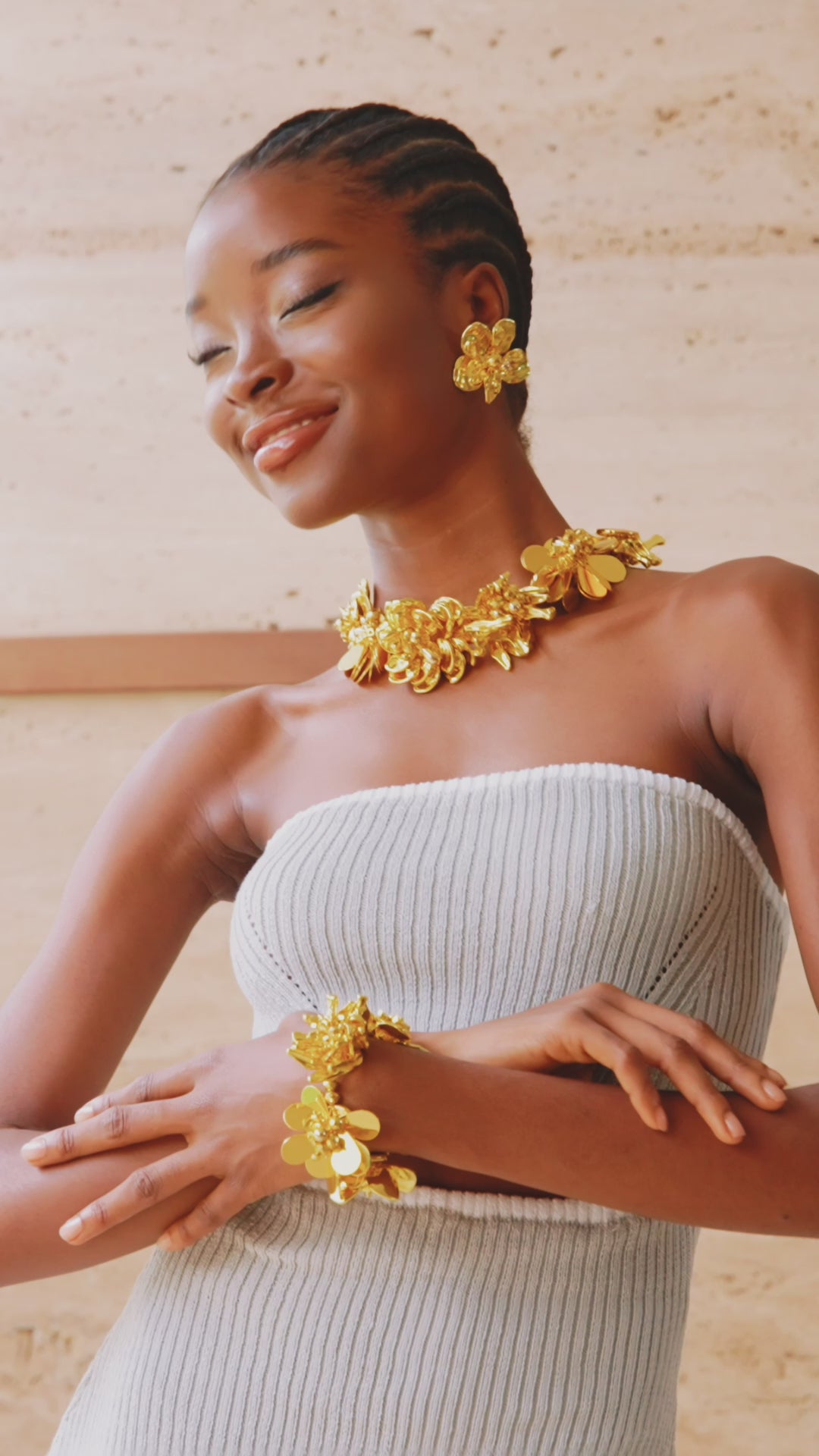 gold jewelry, 18k gold jewelry, real gold jewelry, gold jewelry for women, gold statement jewelry, designer gold jewelry, gold fashion jewelry, luxury gold jewelry, handmade gold jewelry, gold plated jewelry