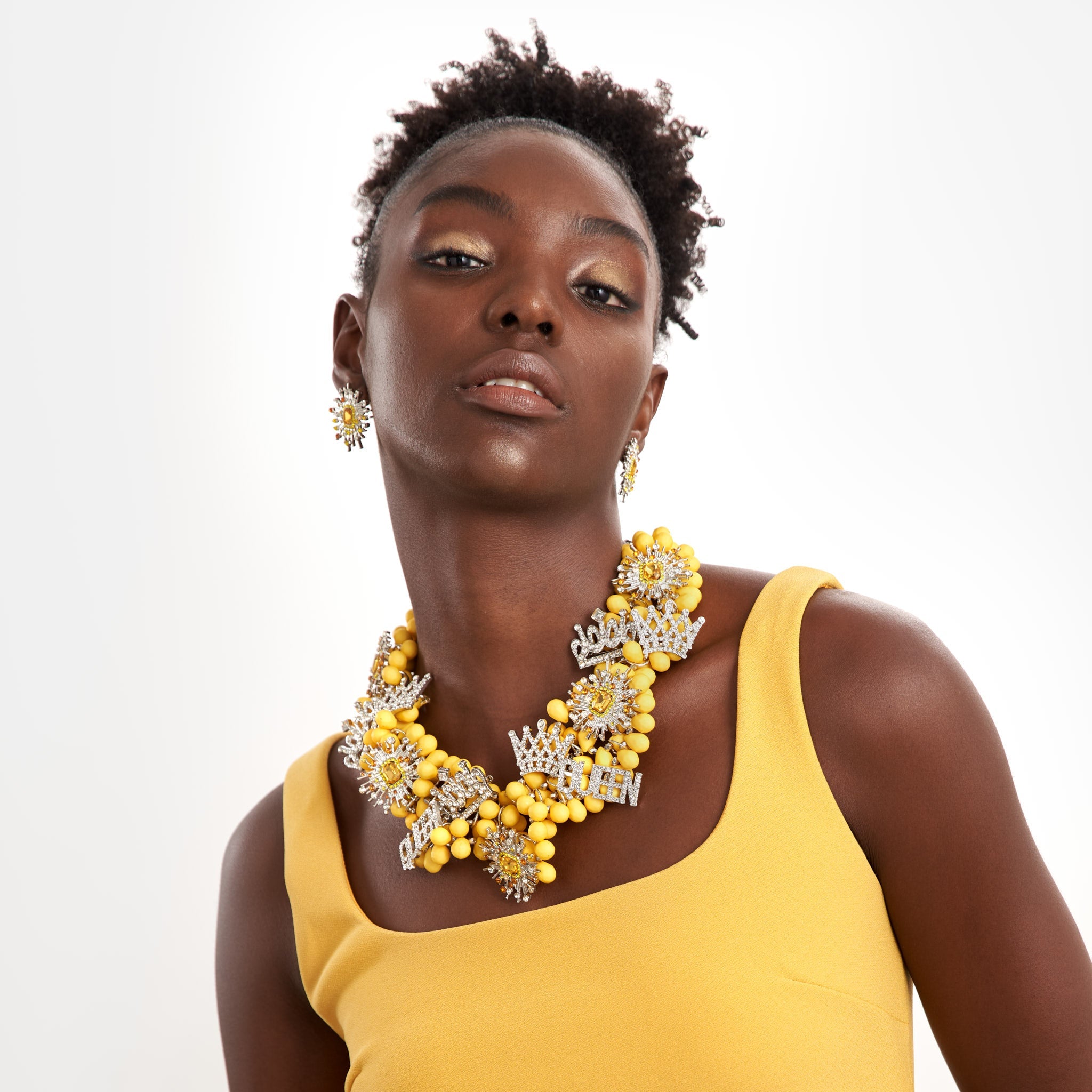 Queen Yellow Jewelry Statement Yellow Necklace Beaded Bib Necklace Bold Fashion Accessories Royal Jewelry for Women Glamorous Bead Jewelry Elegant Yellow Fashion Jewelry Unique Crown Jewelry Eye-Catching Beaded Accessories Regal Yellow Necklace Luxury Beaded Jewelry High Fashion Jewelry for Women Yellow Gemstone Jewelry Show-Stopping Jewelry Pieces Exclusive Designer Jewelry Handcrafted Statement Necklace