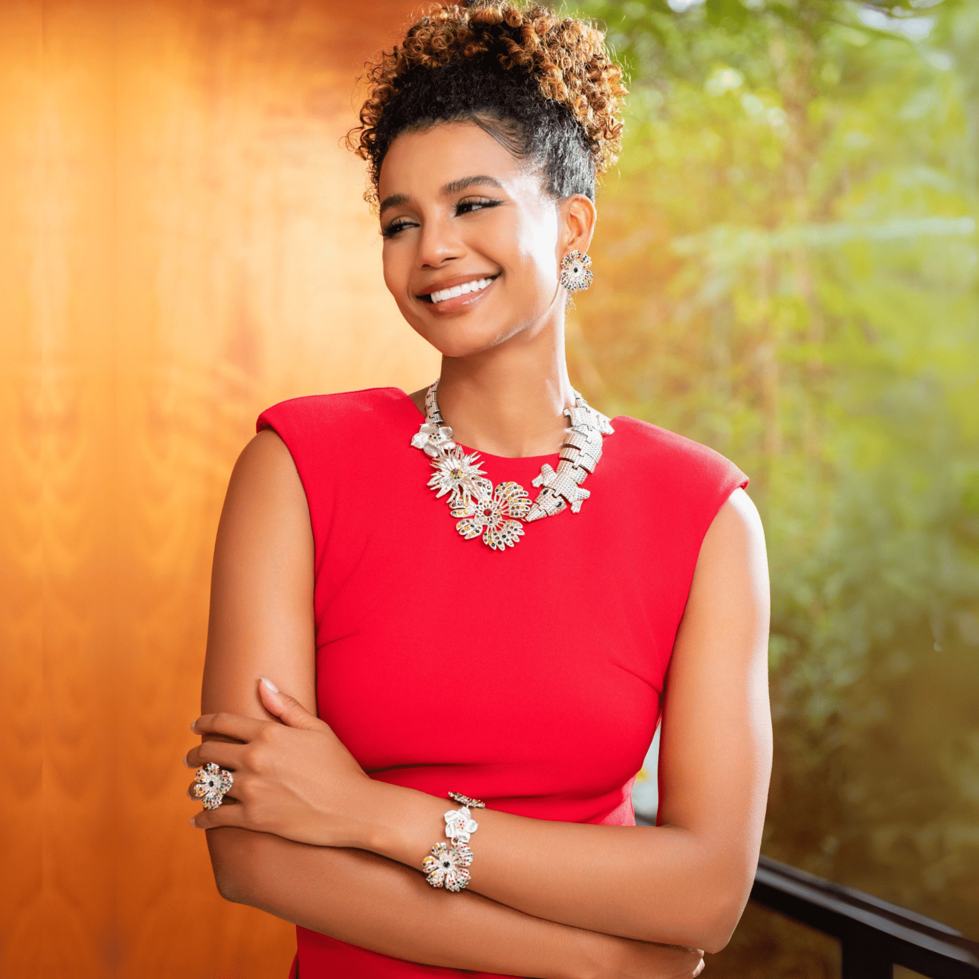 Savage Gardenia Bib - Platinum,Necklaces, Sassy Jones,