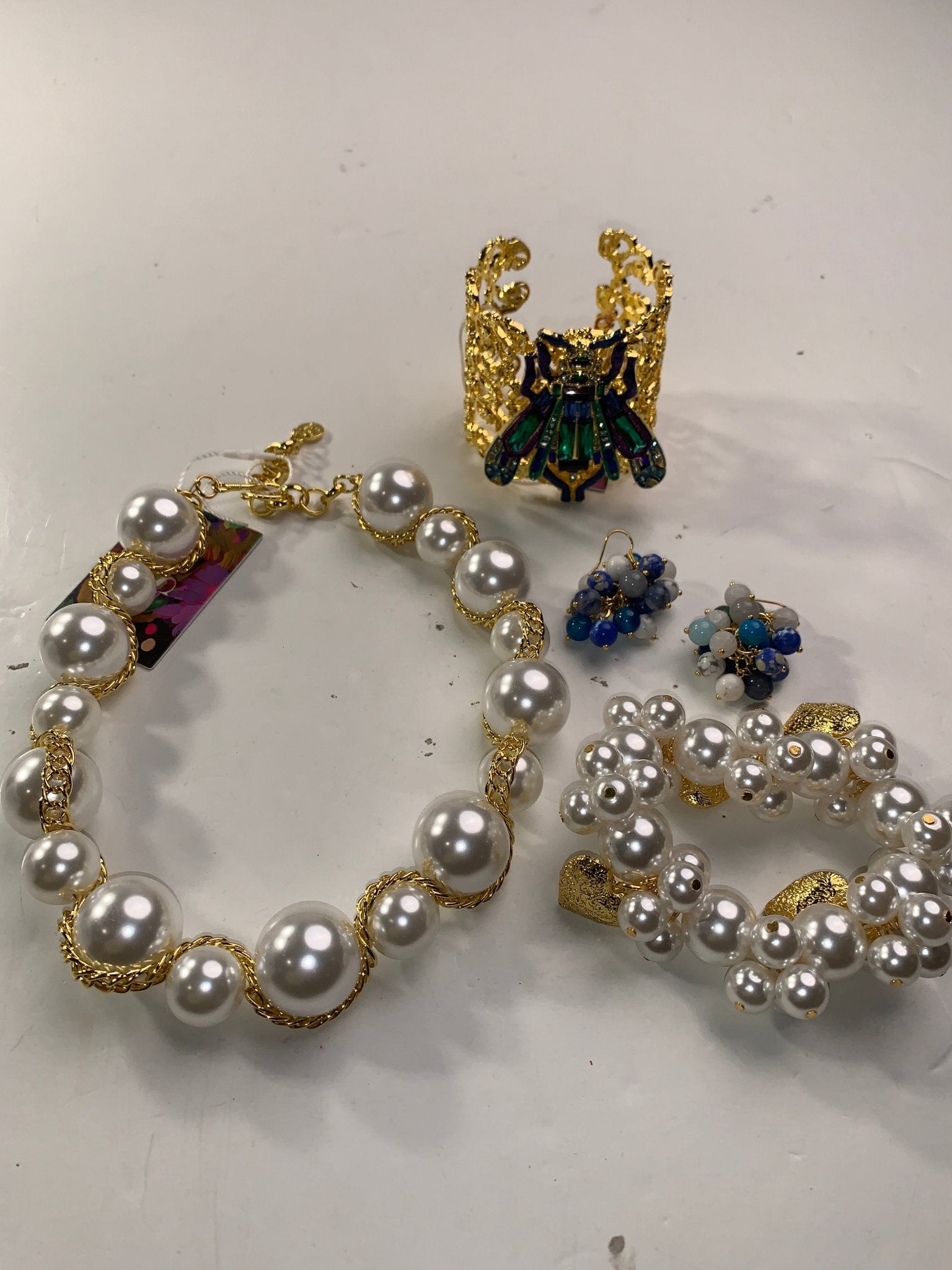 Spring Into May Sample Sale: 11,, Sassy Jones,