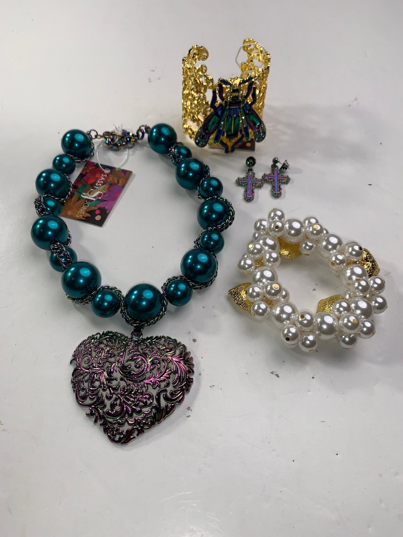 Spring Into May Sample Sale: 13,, Sassy Jones,