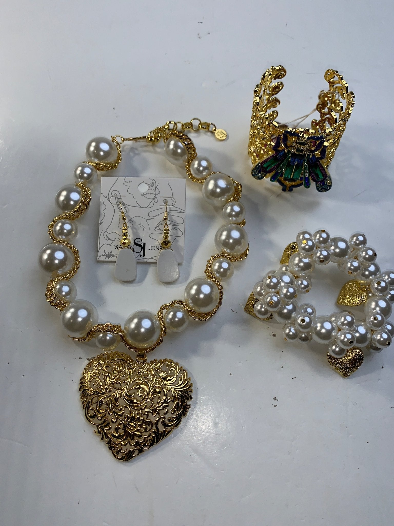 Spring Into May Sample Sale: 14,, Sassy Jones,