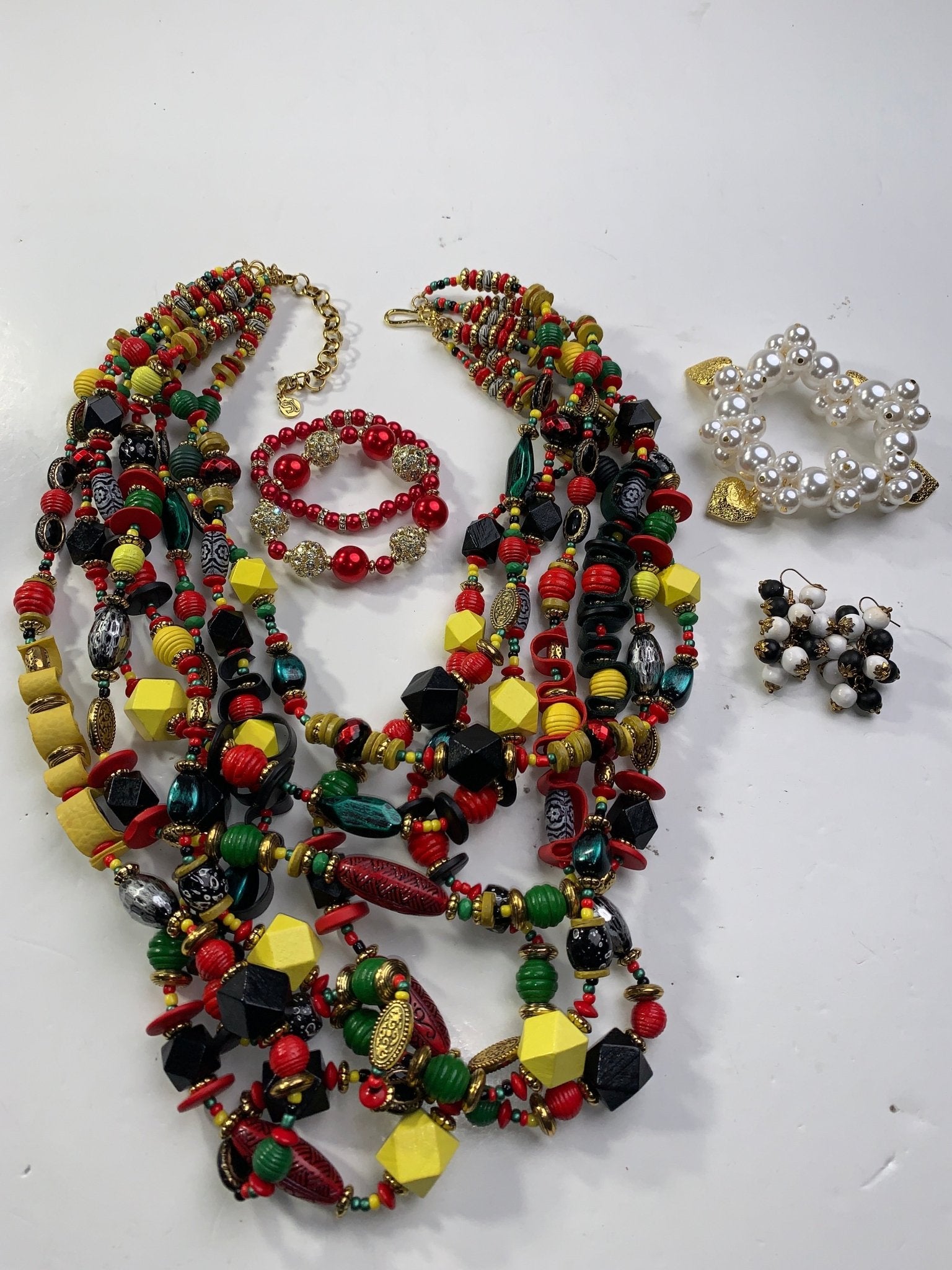 Spring Into May Sample Sale: 15,, Sassy Jones,