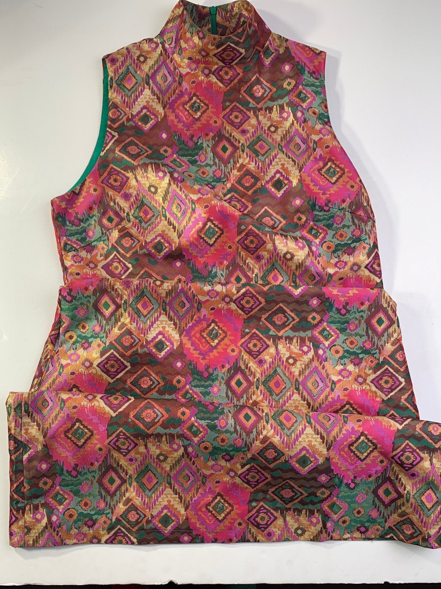 Spring Into May Sample Sale: 26 (Med),, Sassy Jones,