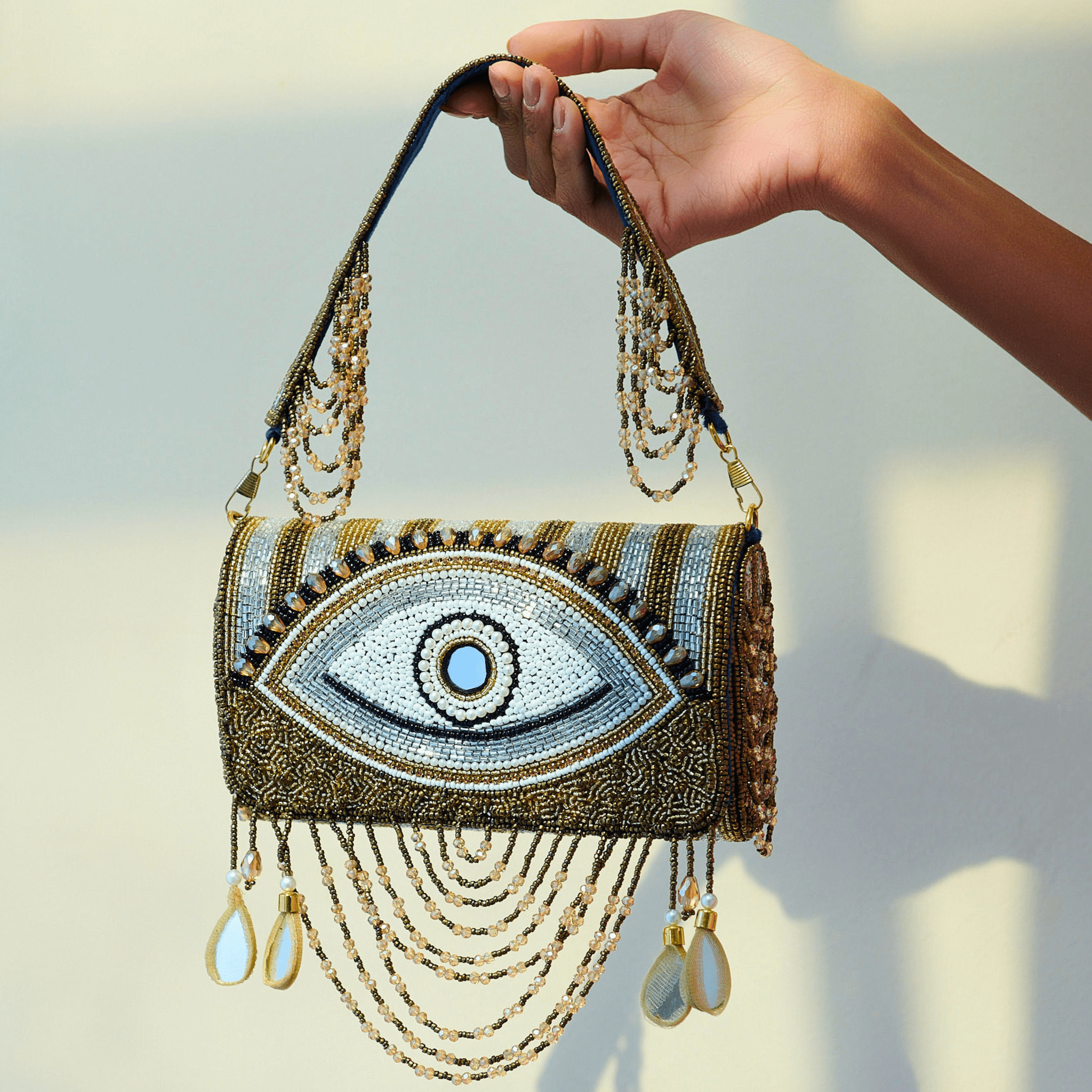 Statement Purses Statement Handbags: Luxury Purses & Clutches – Sassy Jones